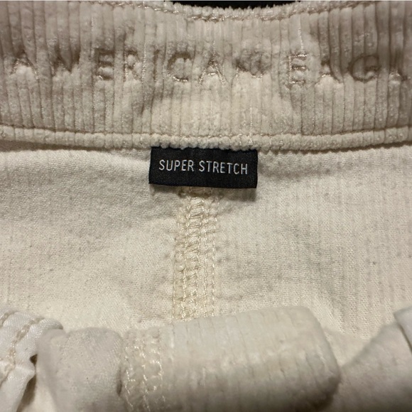 American Eagle SUPER HI-RISE A-LINE
SUPER STRETCH Skirt - Size 4 (27W) - Picture 5 of 6